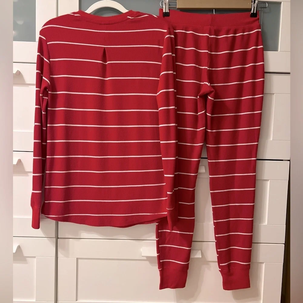 Stars Above Thermal Pajama Set - Picture 3 of 11
